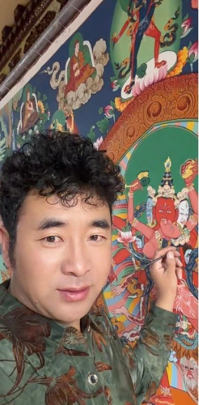 Puchung beside a thangka